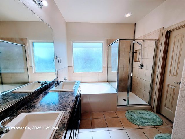 912 Iona Drive, Fort Worth, TX 76120