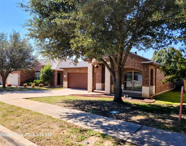 912 Iona Drive, Fort Worth, TX 76120