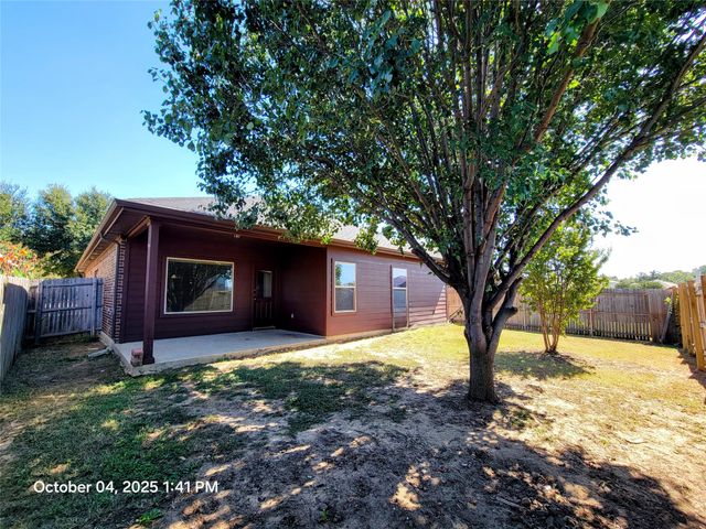 912 Iona Drive, Fort Worth, TX 76120
