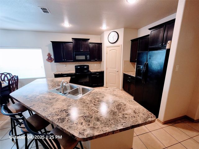 912 Iona Drive, Fort Worth, TX 76120
