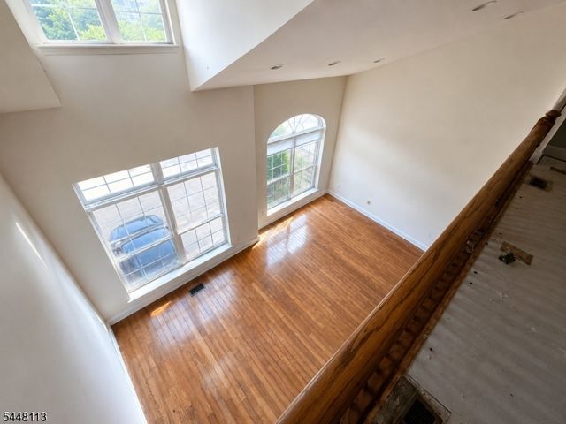 810 Firethorn Dr E2, Union Twp., NJ 07083