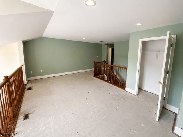 810 Firethorn Dr E2, Union Twp., NJ 07083