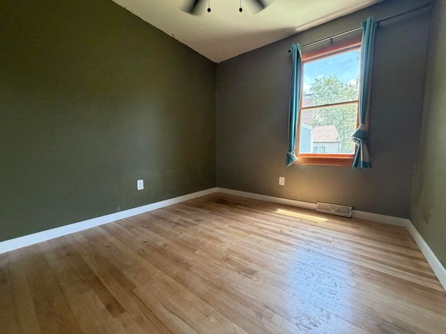 102 Northview Drive, Valparaiso, IN 46383