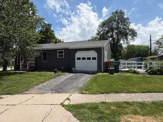 102 Northview Drive, Valparaiso, IN 46383