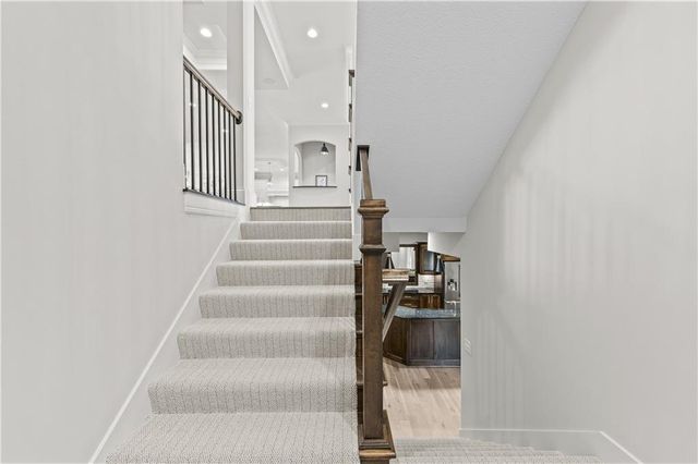 16408 Rosehill Street, Overland Park, KS 66221