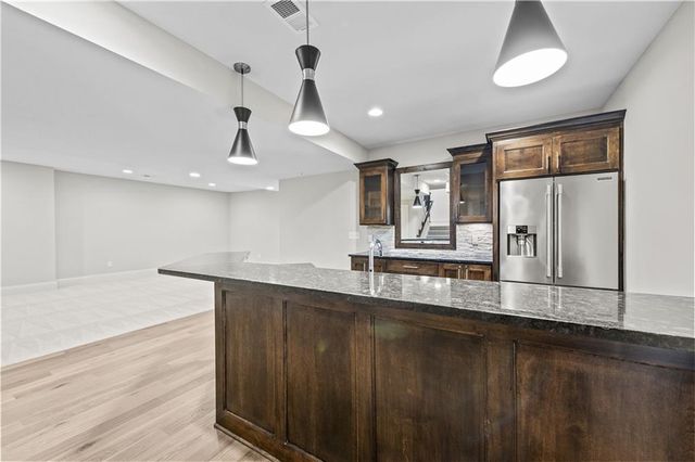 16408 Rosehill Street, Overland Park, KS 66221