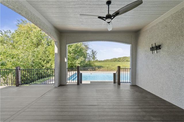 16408 Rosehill Street, Overland Park, KS 66221