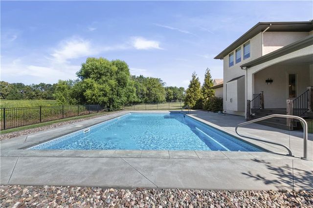 16408 Rosehill Street, Overland Park, KS 66221