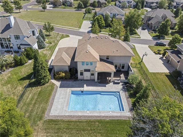 16408 Rosehill Street, Overland Park, KS 66221