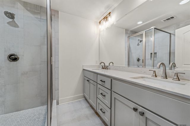 2142 E Ramsey Dr, Baton Rouge, LA 70808