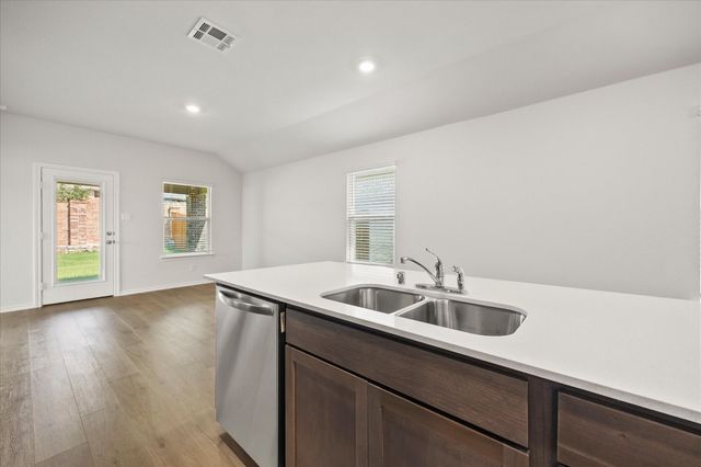 1322 Olivewood Place, Crandall, TX 75114