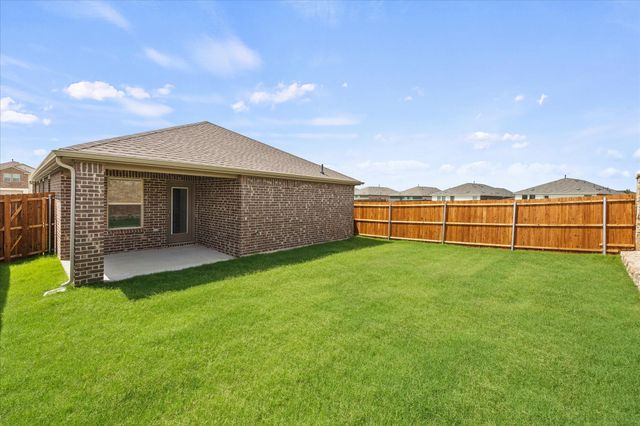 1322 Olivewood Place, Crandall, TX 75114