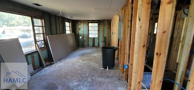 2109 Hanson Street, Savannah, GA 31404