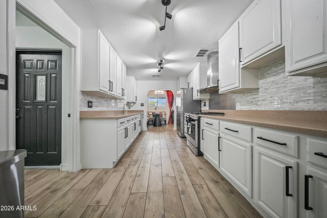 2827 N 69TH Place, Scottsdale, AZ 85257