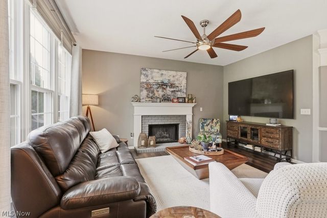 8431 Shorthorn Drive, Sagamore Hills, OH 44067