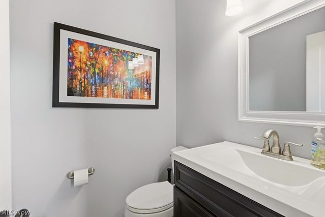 8431 Shorthorn Drive, Sagamore Hills, OH 44067