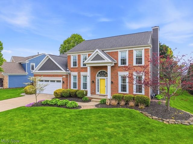 8431 Shorthorn Drive, Sagamore Hills, OH 44067