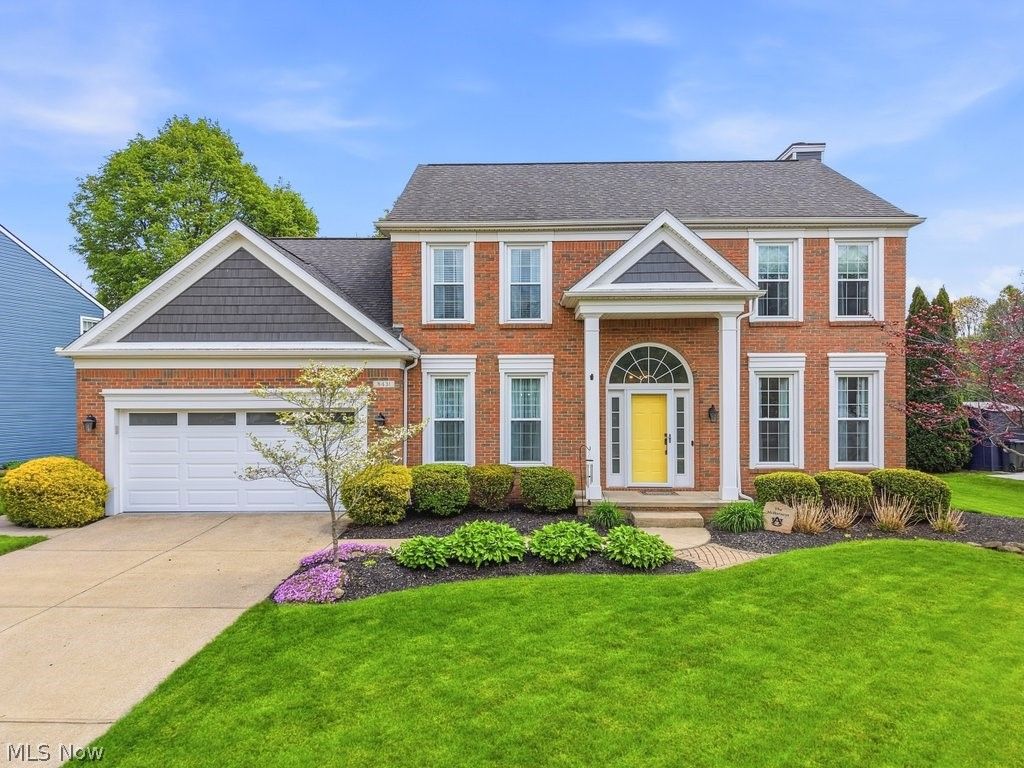 8431 Shorthorn Drive, Sagamore Hills, OH 44067