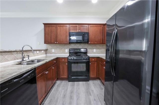 820 Tulip Poplar Way, Lawrenceville, GA 30044