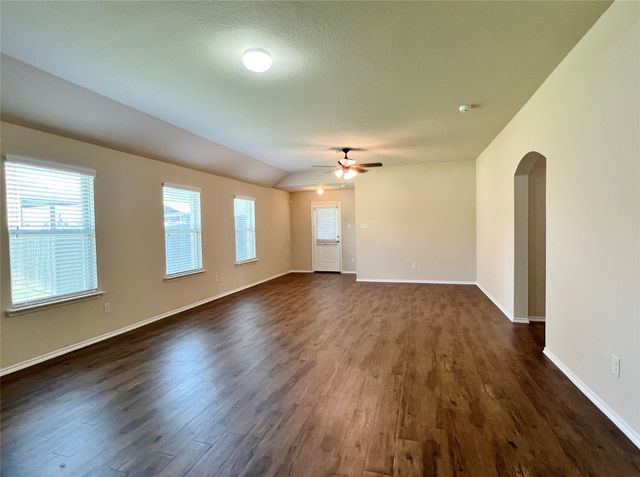 222 Thoroughbred Street, Waxahachie, TX 75165
