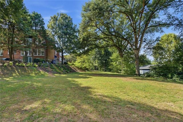 978 North Avenue NE 109, Atlanta, GA 30306