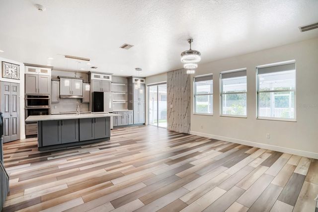 3951 PACENTE LOOP, Wesley Chapel, FL 33543