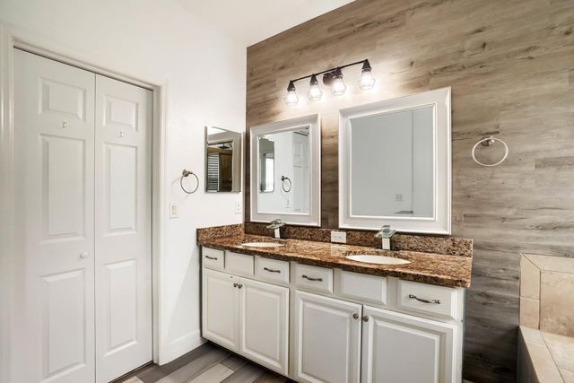3951 PACENTE LOOP, Wesley Chapel, FL 33543