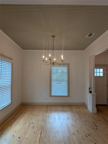 720 NW 3RD STREET, Gainesville, FL 32601