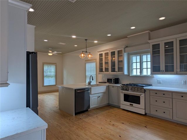 720 NW 3RD STREET, Gainesville, FL 32601