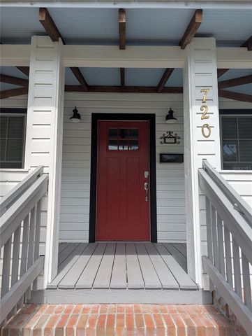 720 NW 3RD STREET, Gainesville, FL 32601