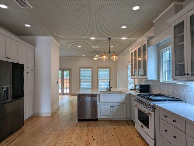 720 NW 3RD STREET, Gainesville, FL 32601