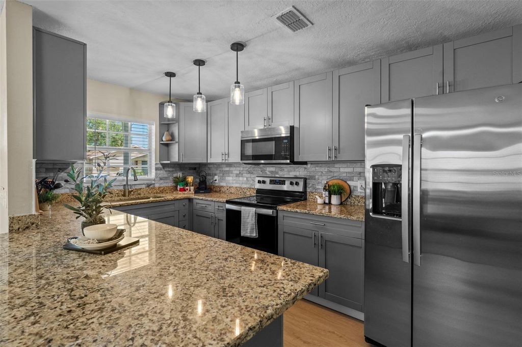 Image 8 of property listing at 7610 S SHERRILL STREET, Tampa, FL 33616
