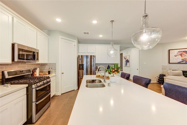 9210 Lair Cove Drive, Cypress, TX 77433