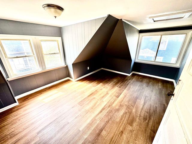 23 Oak Street, Derry, NH 03038