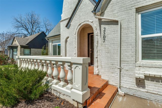 2507 Alco Avenue, Dallas, TX 75211