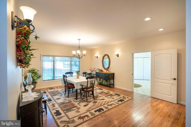 12946 LAKELAND DR, Hesston, PA 16647