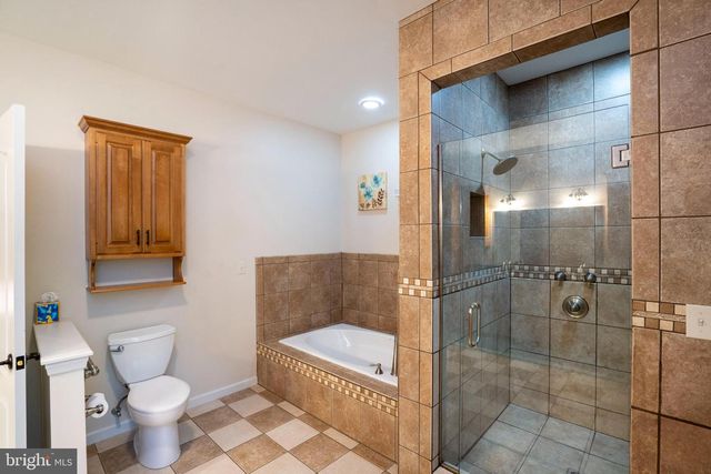 12946 LAKELAND DR, Hesston, PA 16647