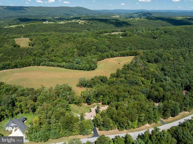 12946 LAKELAND DR, Hesston, PA 16647