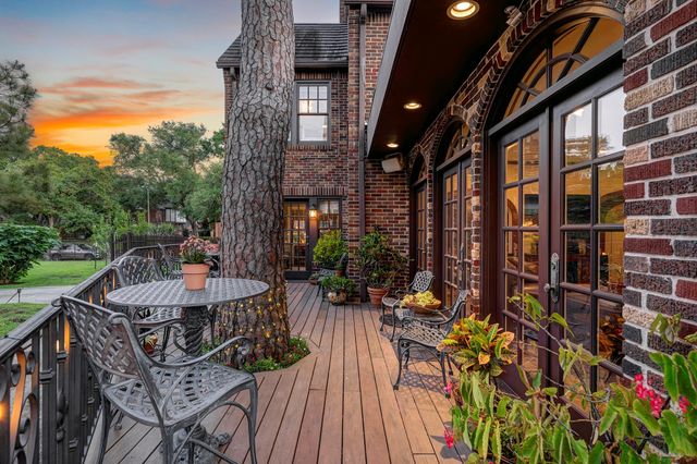 2330 Glen Haven Boulevard, Houston, TX 77030
