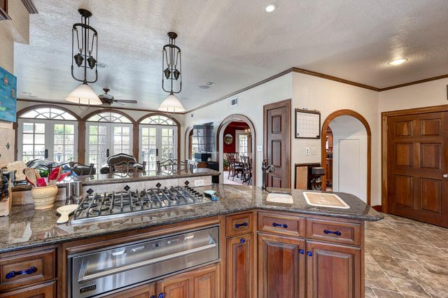 2330 Glen Haven Boulevard, Houston, TX 77030