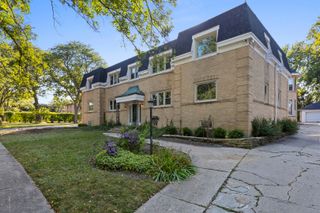 1506 Glencoe Avenue 2N, Highland Park, IL 60035