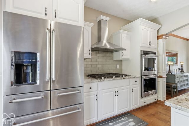 11200 Governors Lane, Fishers, IN 46037