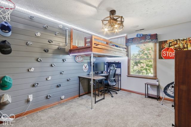 11200 Governors Lane, Fishers, IN 46037