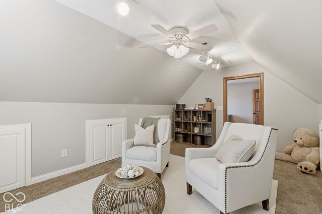 11200 Governors Lane, Fishers, IN 46037