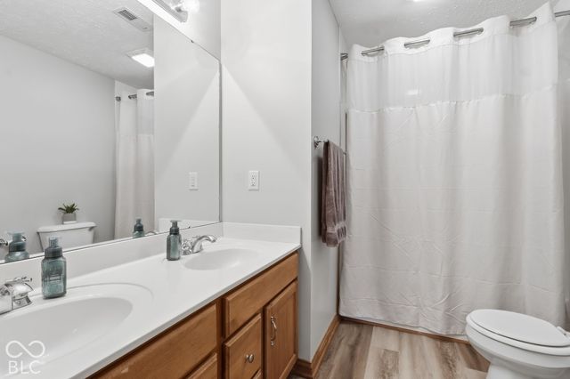 11200 Governors Lane, Fishers, IN 46037