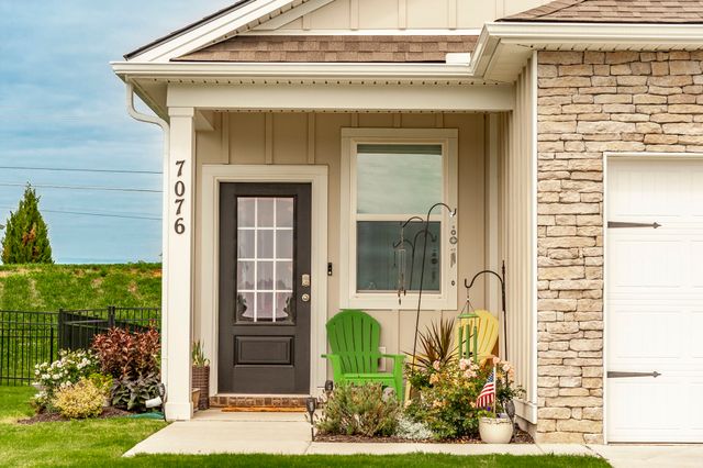 7076 Lang Ave, White House, TN 37188