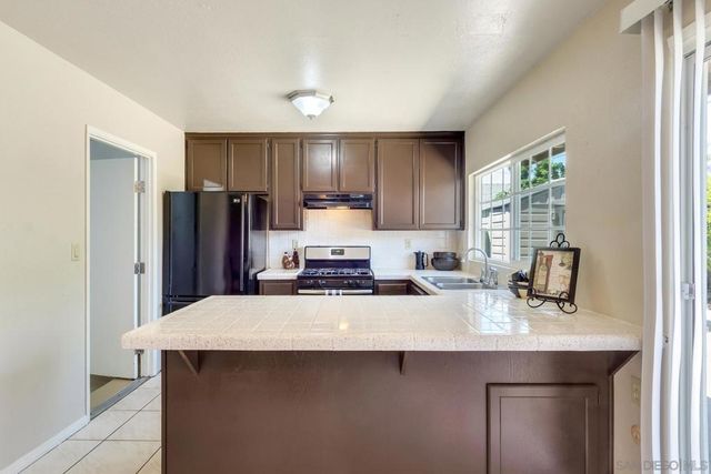 1569 Reklow Dr., San Diego, CA 92154