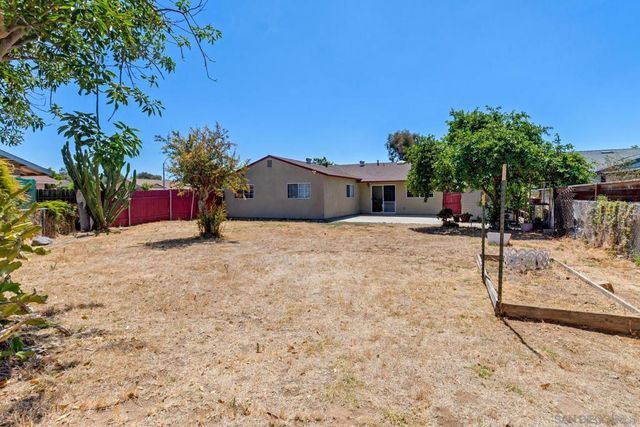 1569 Reklow Dr., San Diego, CA 92154