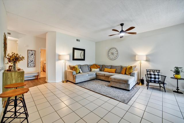 804 Pine Valley Pl, St Augustine, FL 32086
