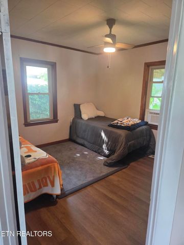 520 Upper Broad St, Newport, TN 37821